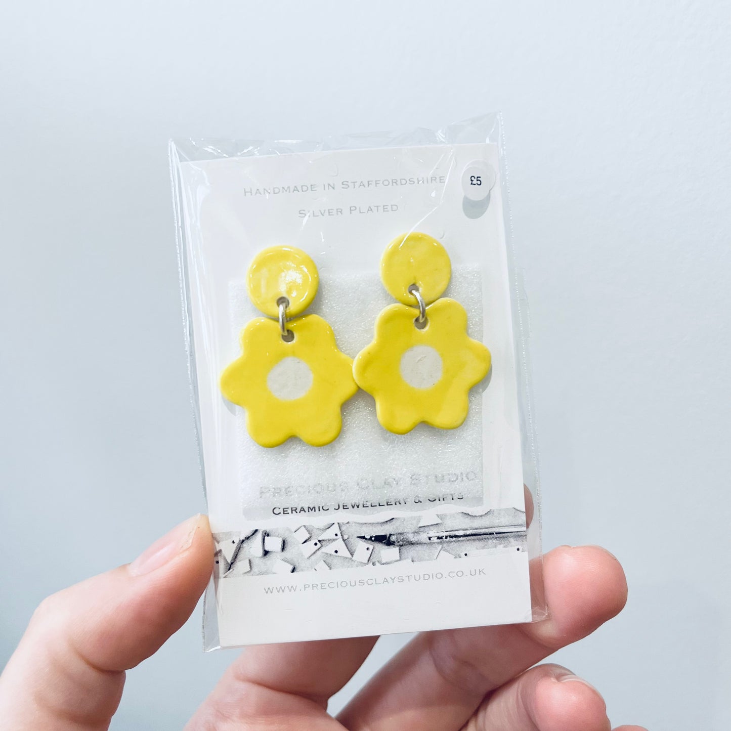 Yellow flower stud-drop silver plated