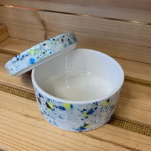 Load image into Gallery viewer, Trinket box - large round (11cm)
