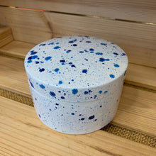 Load image into Gallery viewer, Trinket box - large round (11cm)
