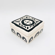Load image into Gallery viewer, Trinket Box - Black Square
