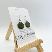 Load image into Gallery viewer, Deep Green Circle Drops - Gold plated
