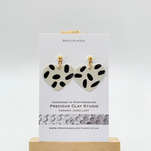Load image into Gallery viewer, Statement Heart On Stud - Black Dash
